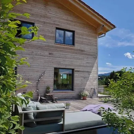 Semesterbostad Traumhaus Im Grunen